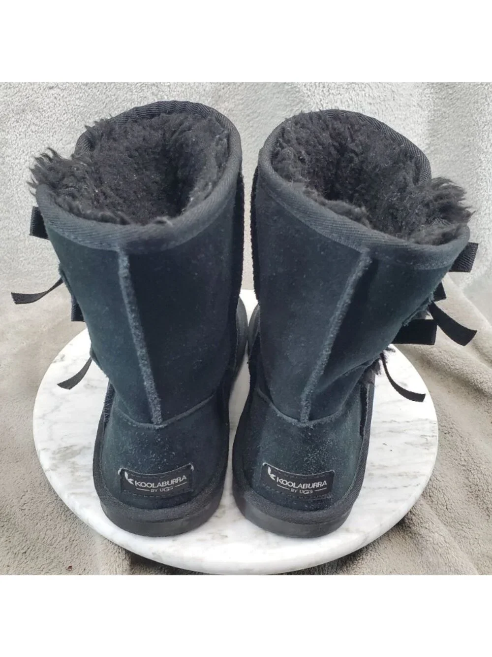 Ugg Shoes Girls 5 Black Suede Shearling Koolaburra Victoria Short Boots *Read*
